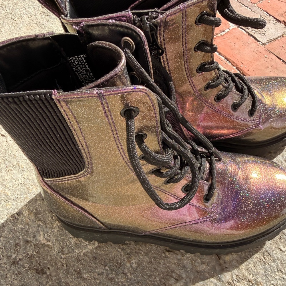 Girls sparkly purple + black lace up boots size 2
